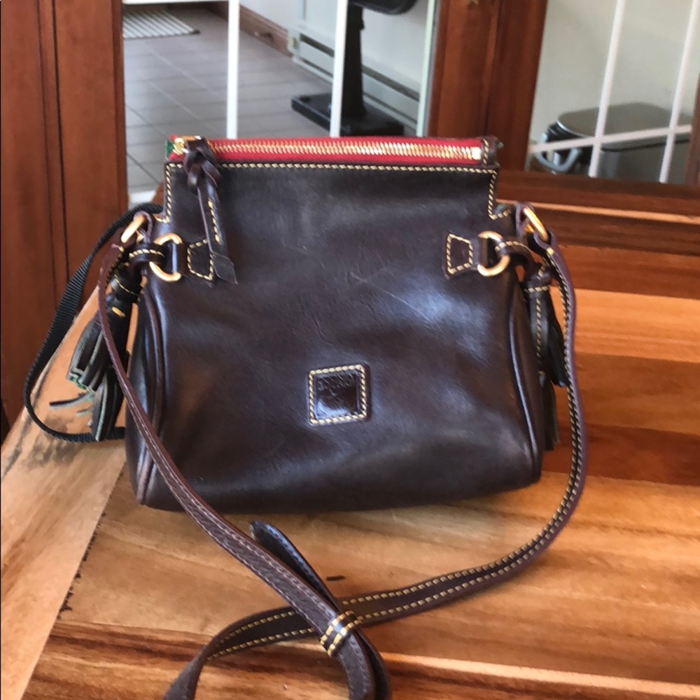 Small leather Dooney and Bourke Handbag